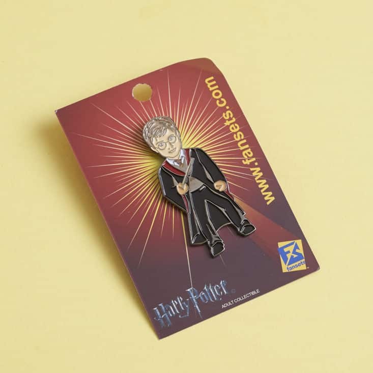 Sci Fan Block - May 2017 - Harry Potter pin in packaging