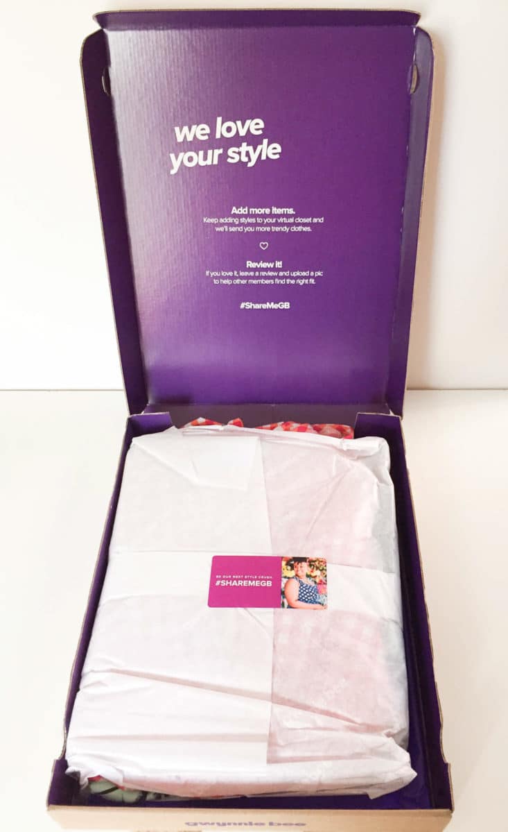 Gwynnie Bee Plus Women's Rental Clothing Subscription Box - May 2017