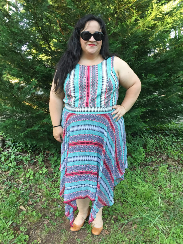 Gwynnie Bee Plus Women's Rental Clothing Subscription Box - May 2017