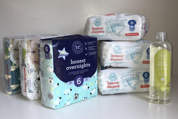 Honest Company Diapers & Wipes Subscription Review May 2017: Everything we received in this month's box