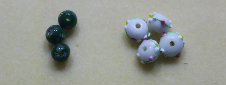 Check out my review of the June 2017 Blueberry Cove Beads subscription!