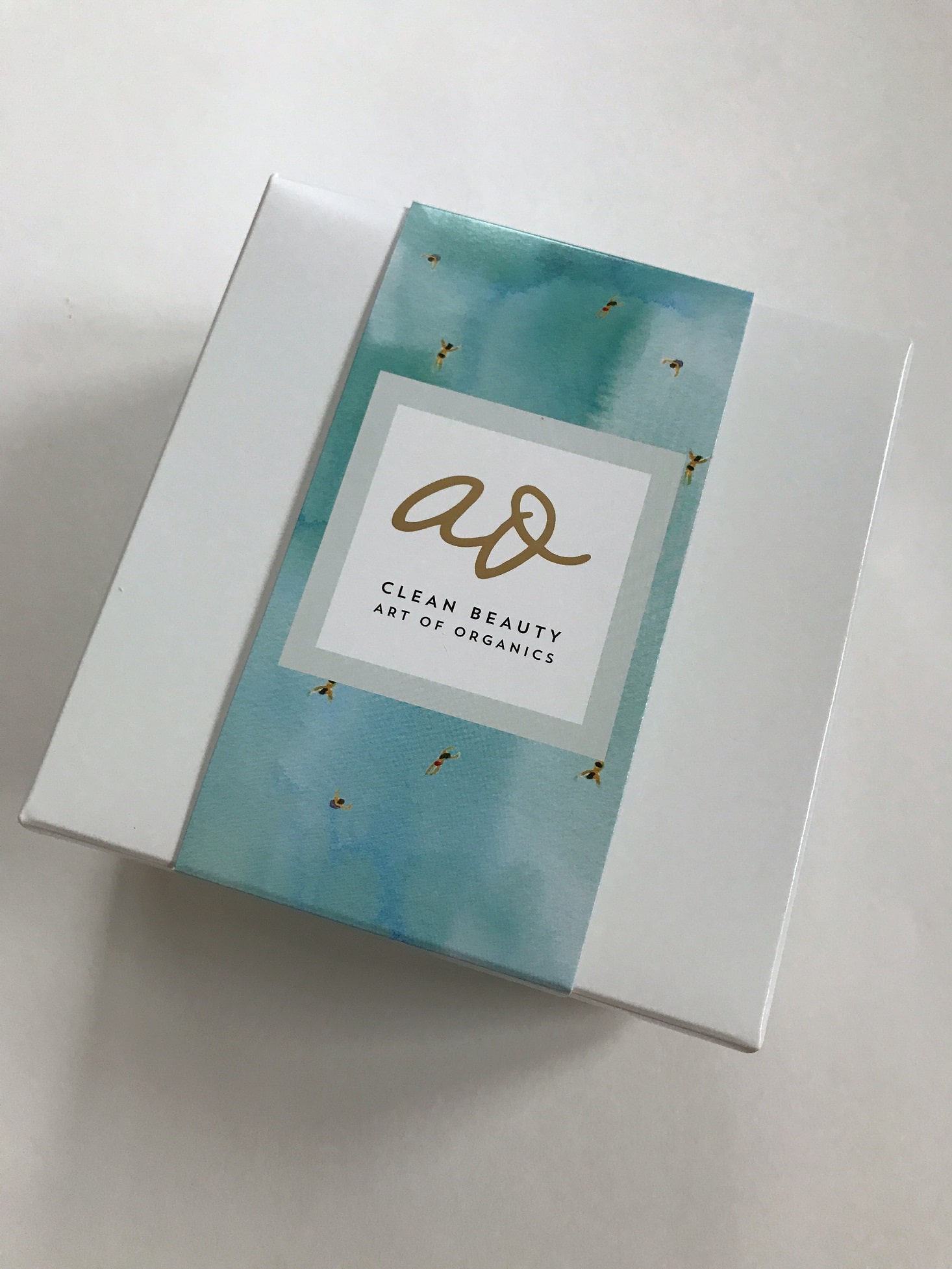 The Clean Beauty Box by Art of Organics Review + Coupon – June 2017