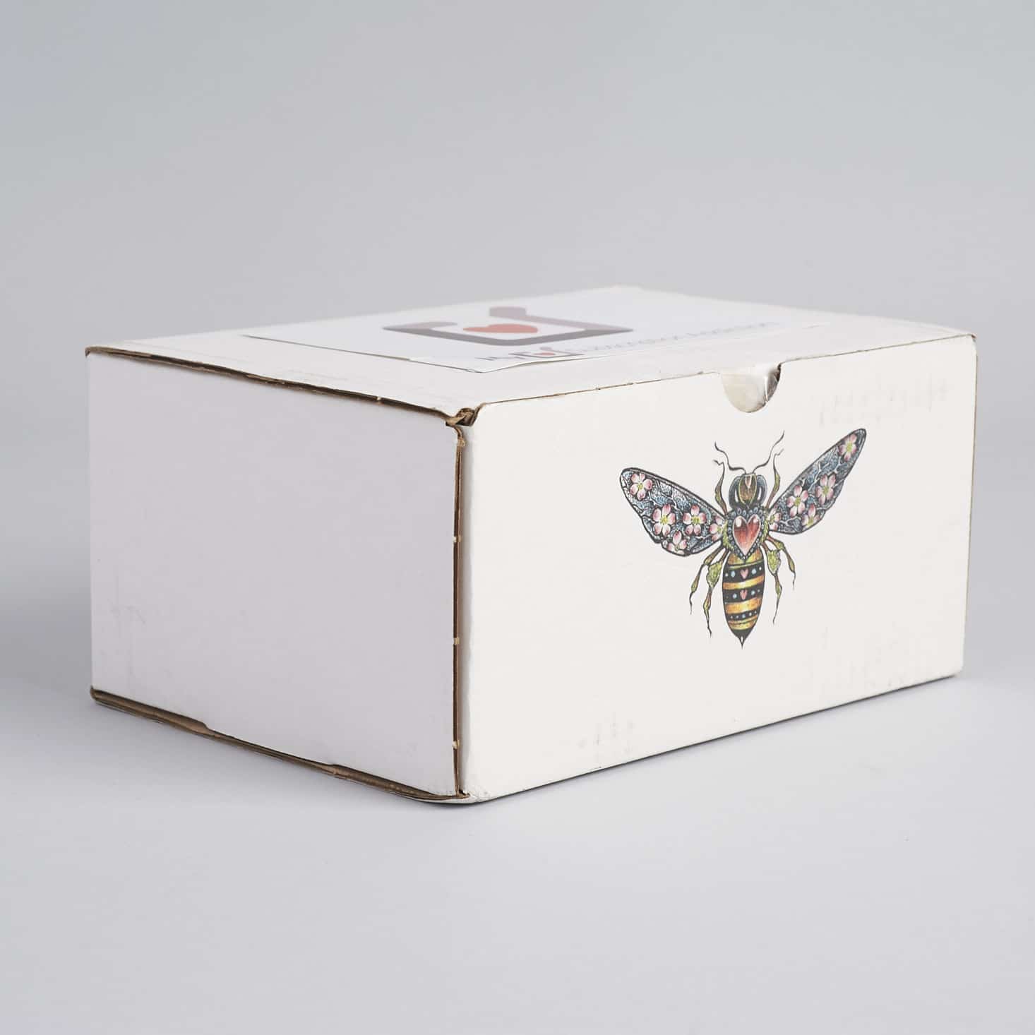 Heart + Honey Queen Bee Box Review + Coupon – June 2017 (NSFW)