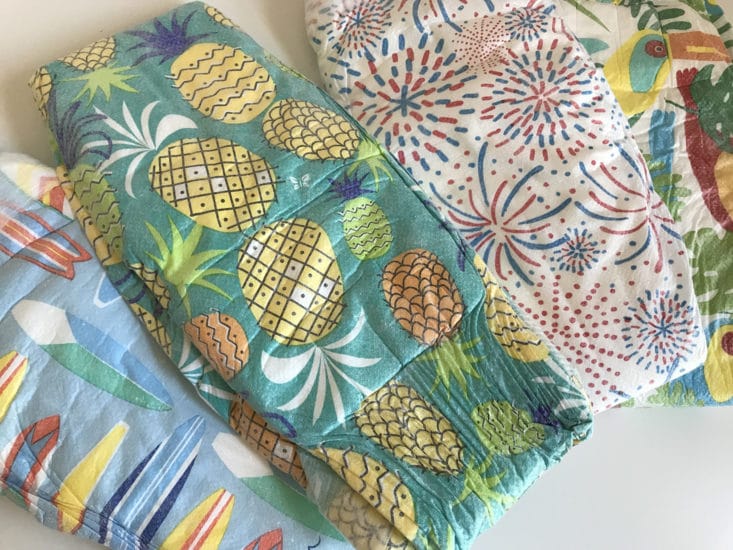 Honest Company Diapers & Wipes Bundle Review - June 2017 - Summer Prints