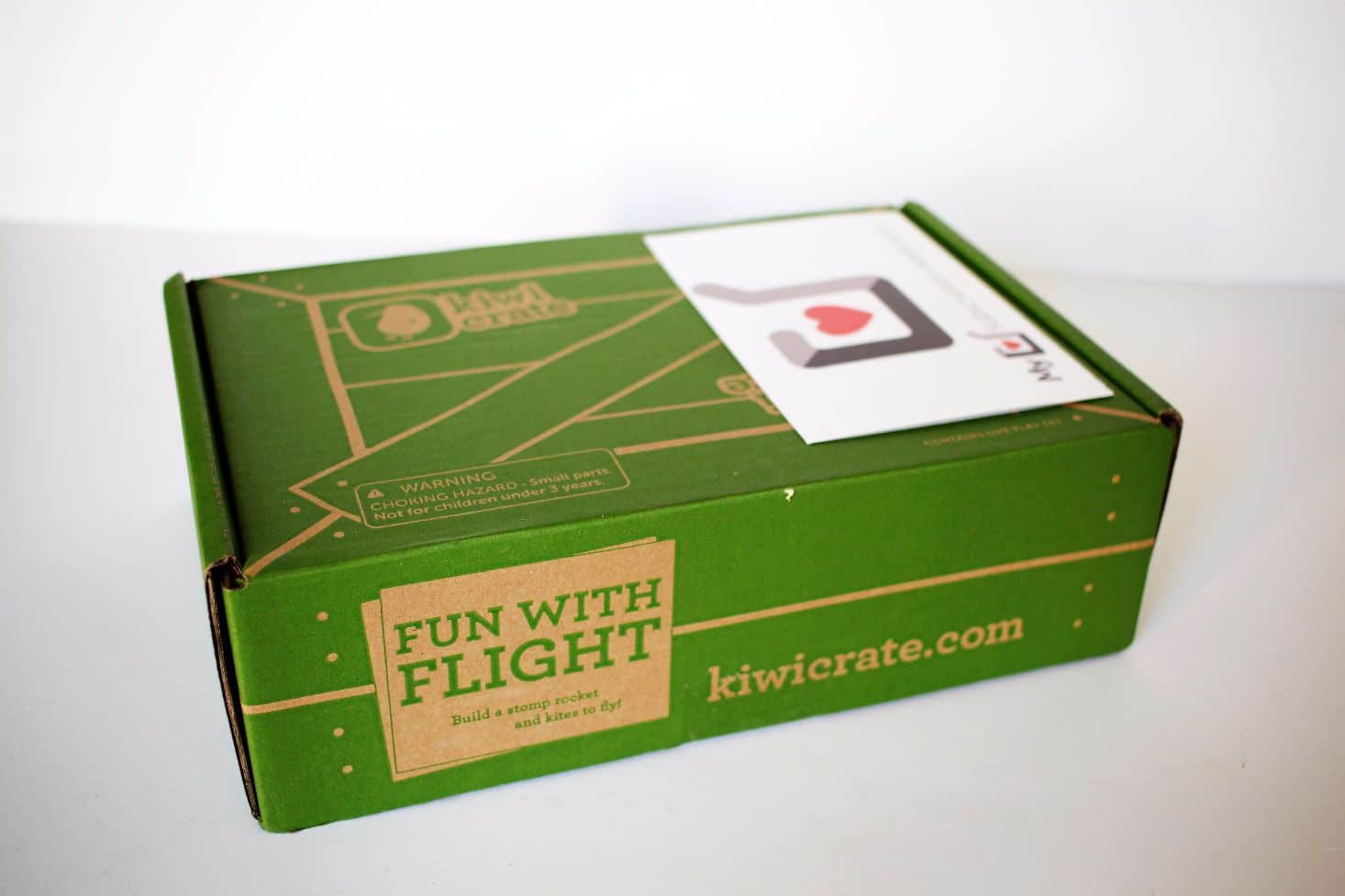 Kiwi Crate Subscription Box Review + Coupon – May 2017
