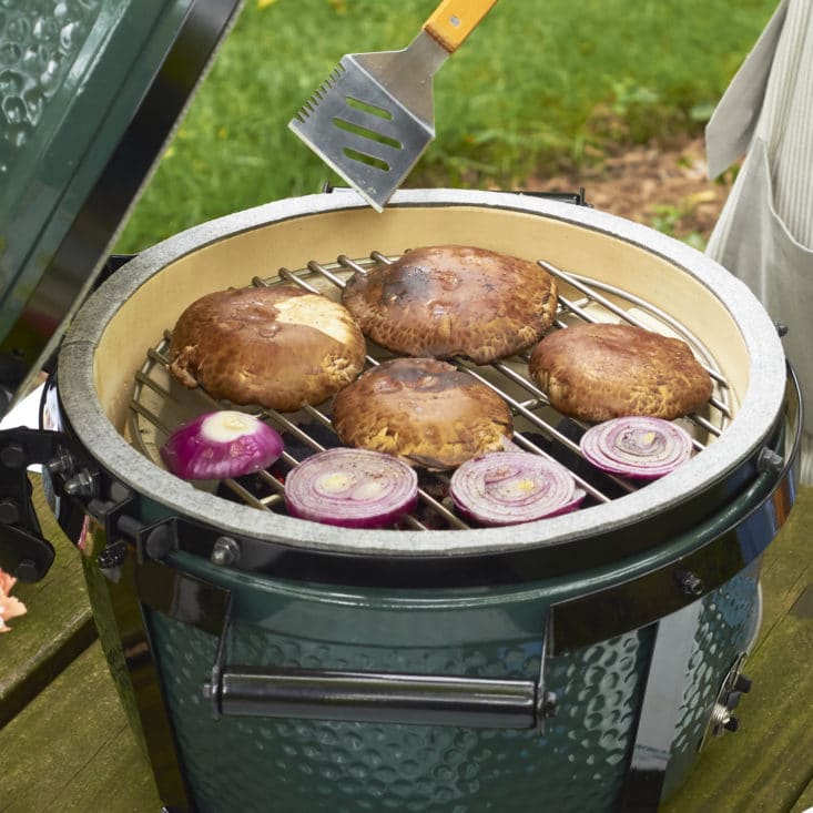 Martha Stewart & Marley Spoon Grilling Recipes Review June 2017 - Portobello burgers on the grill with grilled onions