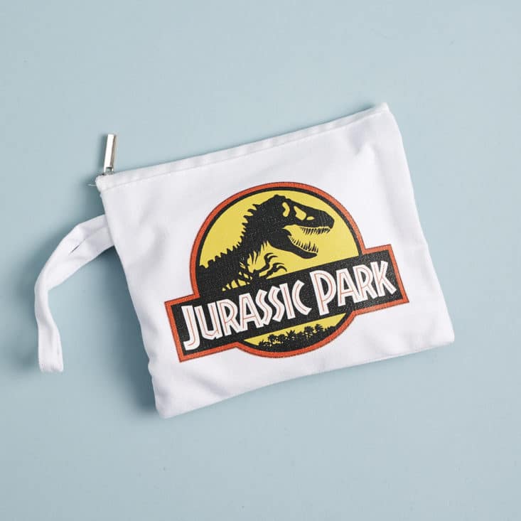 Check out my review of the June 2017 Jurassic Park Fandom of the Month Box!