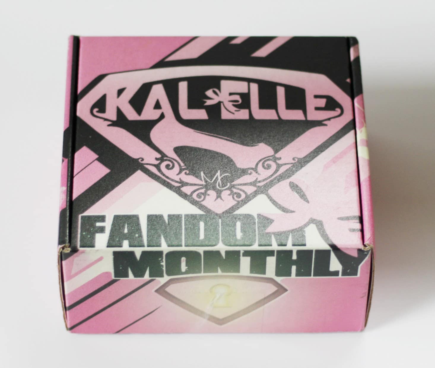 Kal-Elle Fandom Monthly Box Review + Coupon – June 2017