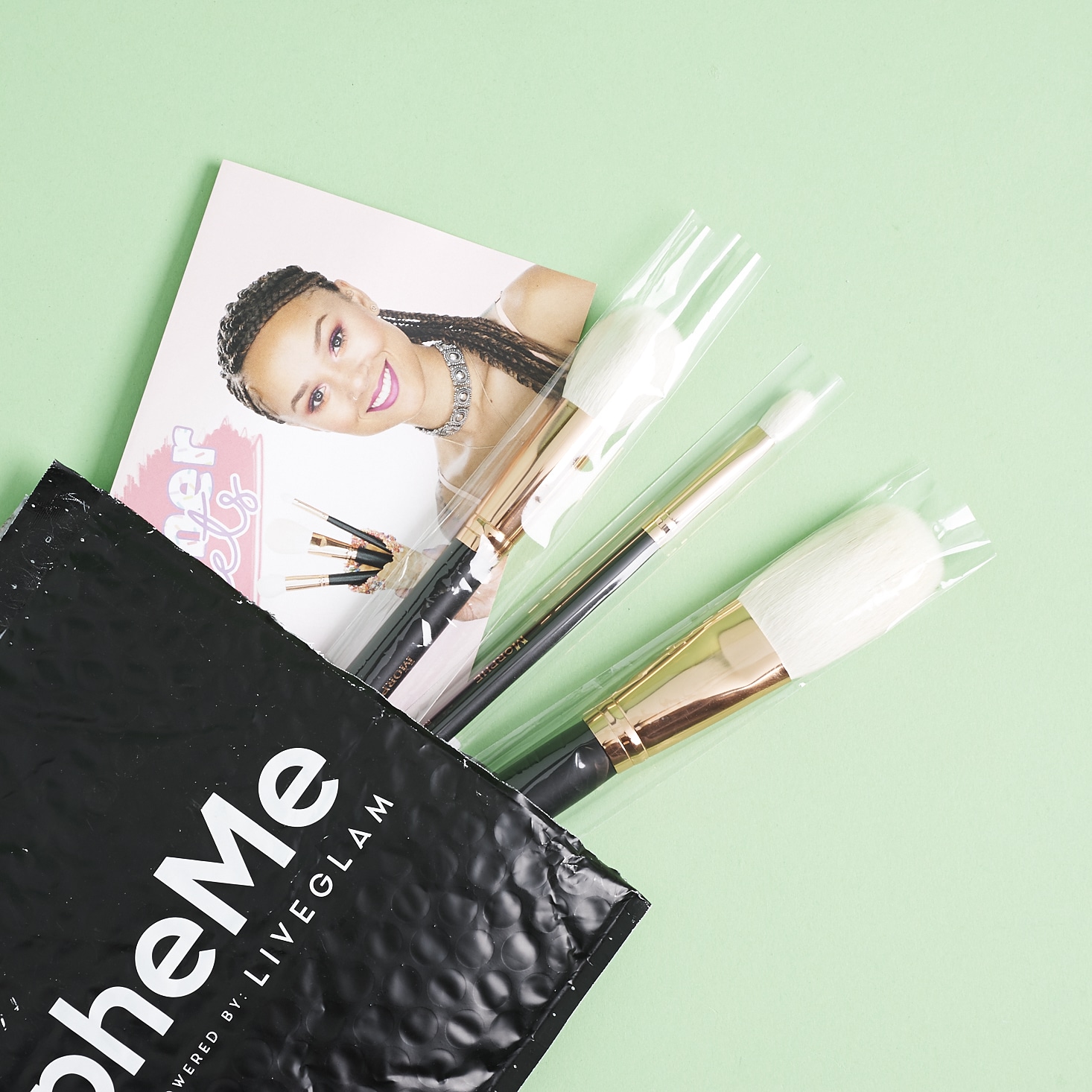 LiveGlam Morphe Me Brush Club Review + Coupon – August 2017