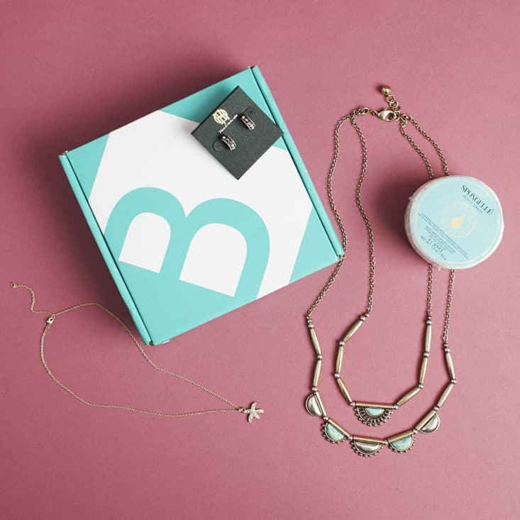 Check out my review of the jewelry I got in my June 2017 Bijoux Box subscription!