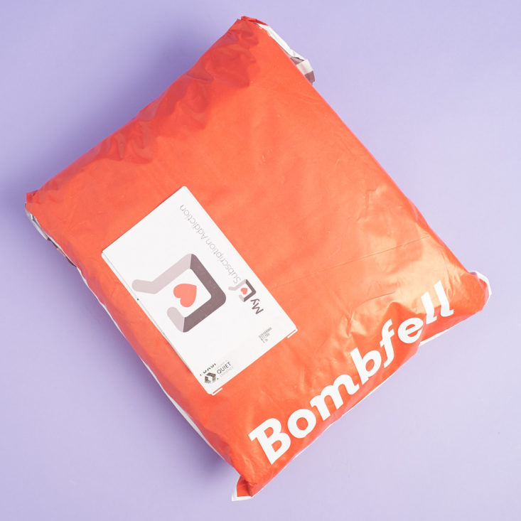 Bombfell August 2017 Men's Pay for What You Keep Clothing Subscription Box