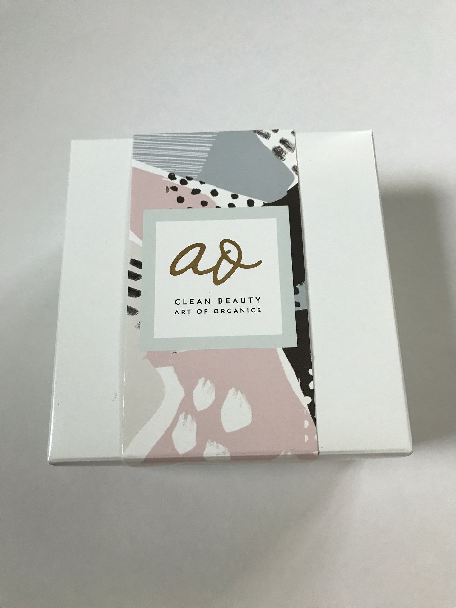 The Clean Beauty Box by Art of Organics Review + Coupon – August 2017