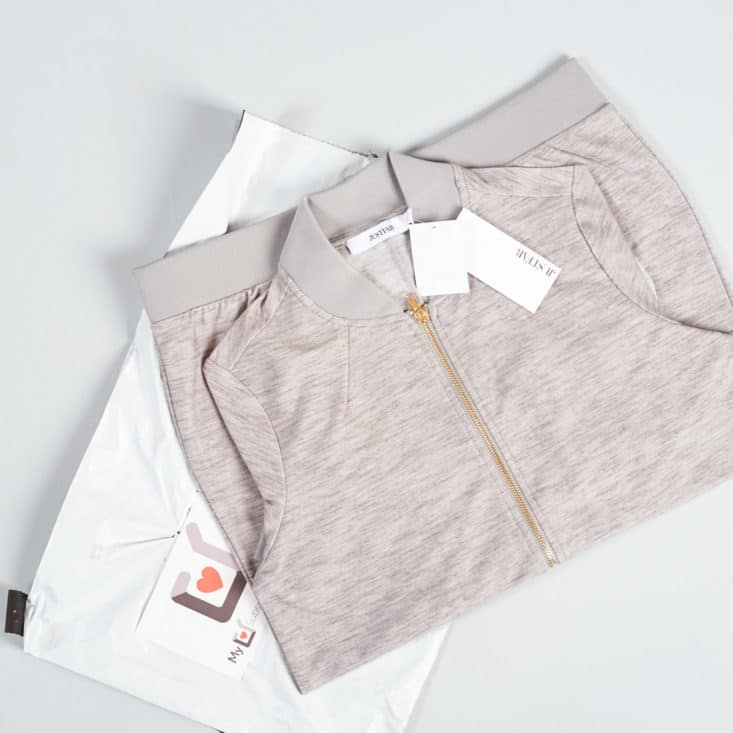 Just Fab August 2017 Women's Clothing and Accessories Subscription Box