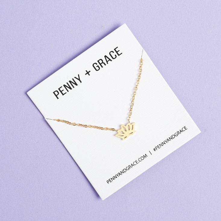 What cute tiny jewelry is inside the August 2017 Penny + Grace subscription? Find out!
