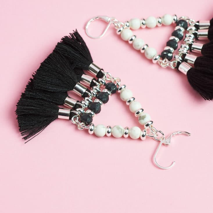 Check out the earrings and necklace I got in my August 2017 Rocksbox jewelry subscription!