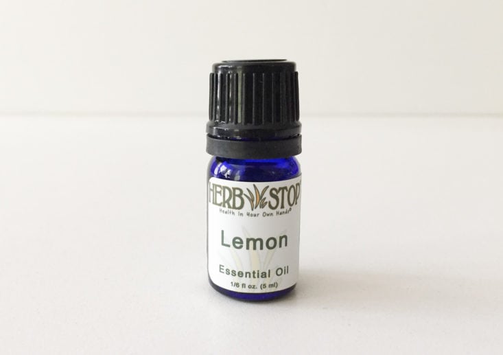 AromaBox by Herb Stop August 2017 Essential Oils Subscription Box