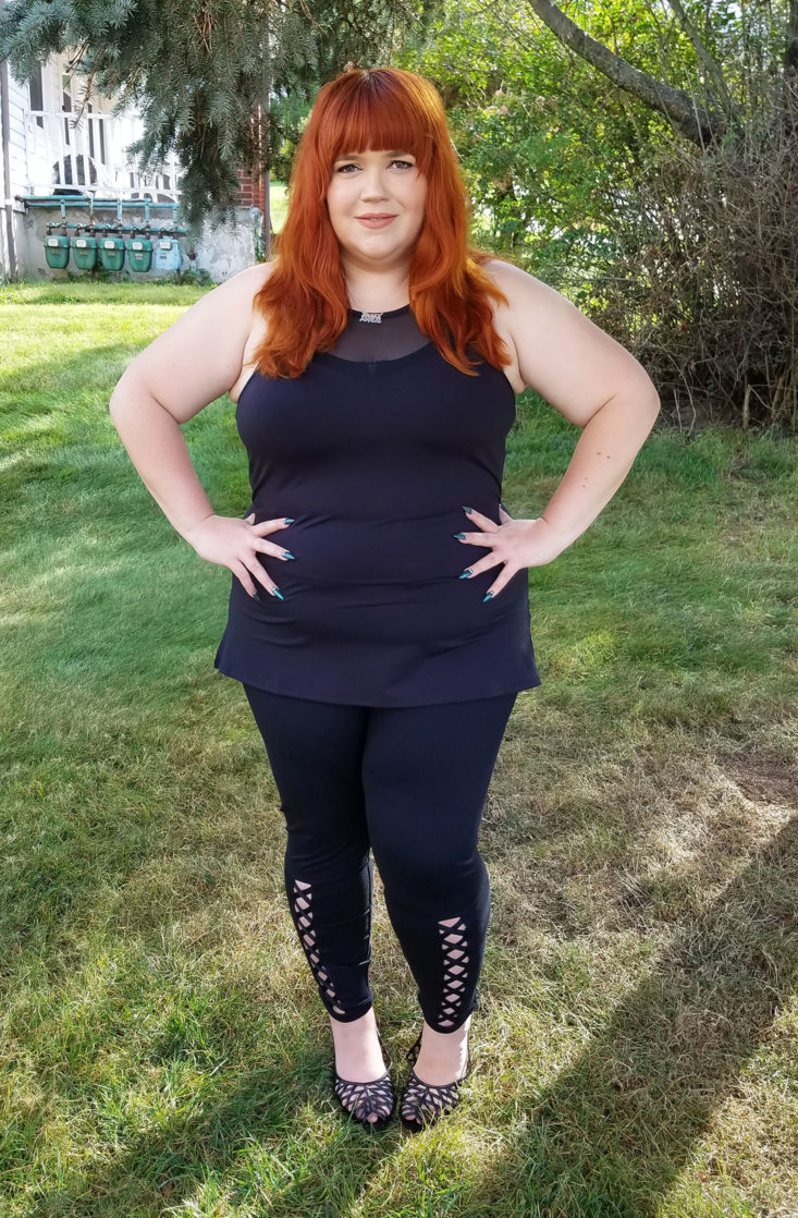 Fabletics by Kate Hudson Plus Size September 2017 Fitness Clothing Subscription Box
