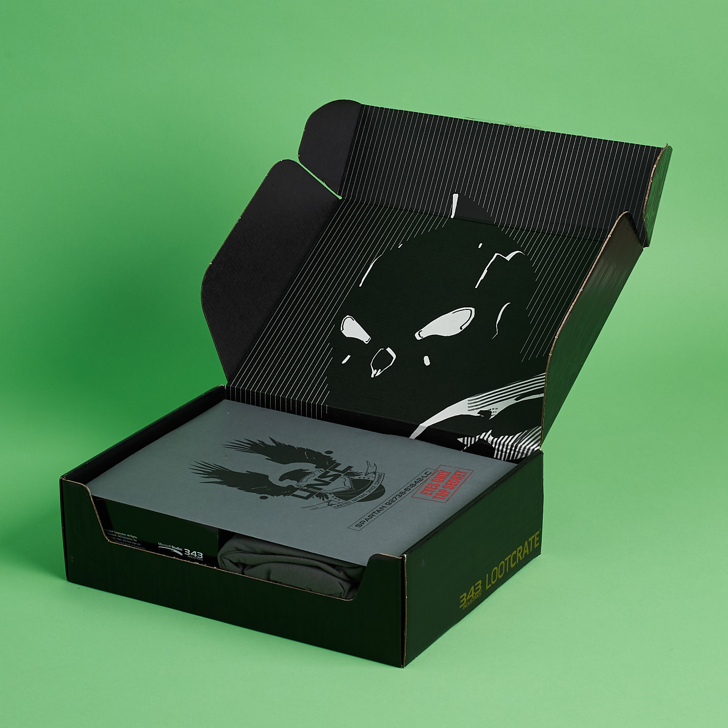 Halo Legendary Crate Subscription Box Review + Coupon – August 2017