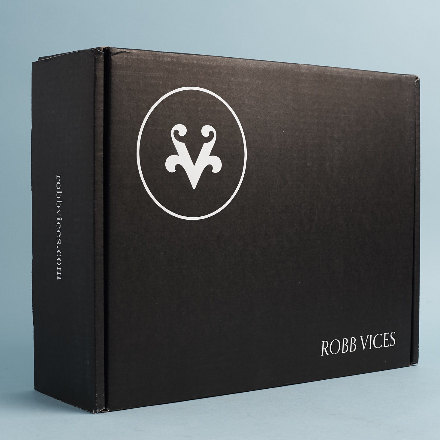 Robb Vices Subscription Box Review + Coupon – August 2017