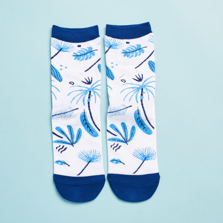 Say It With A Sock - Women's Review - September 2017 - Bokkie socks with blue floral pattern
