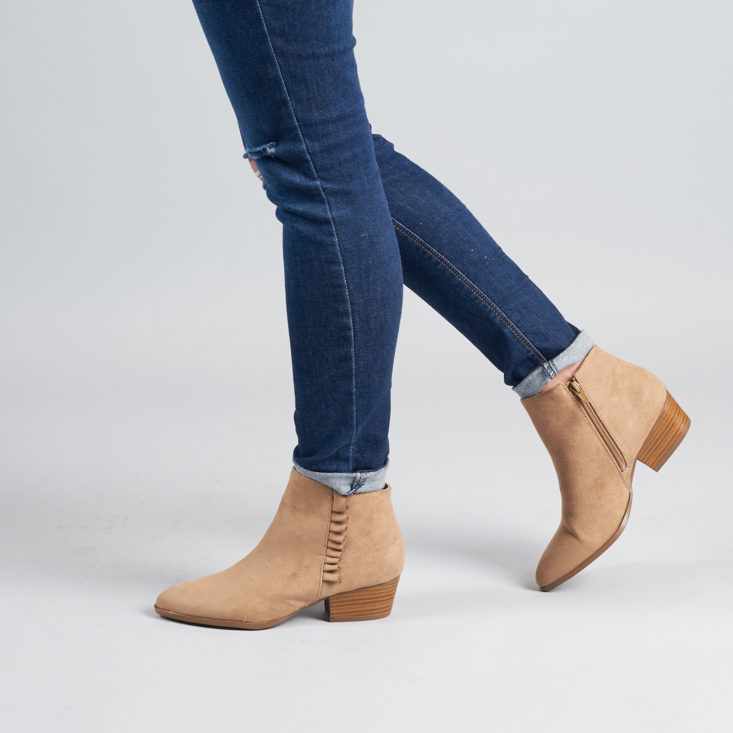 Shoedazzle September 2017 Women's Clothing Subscription Box