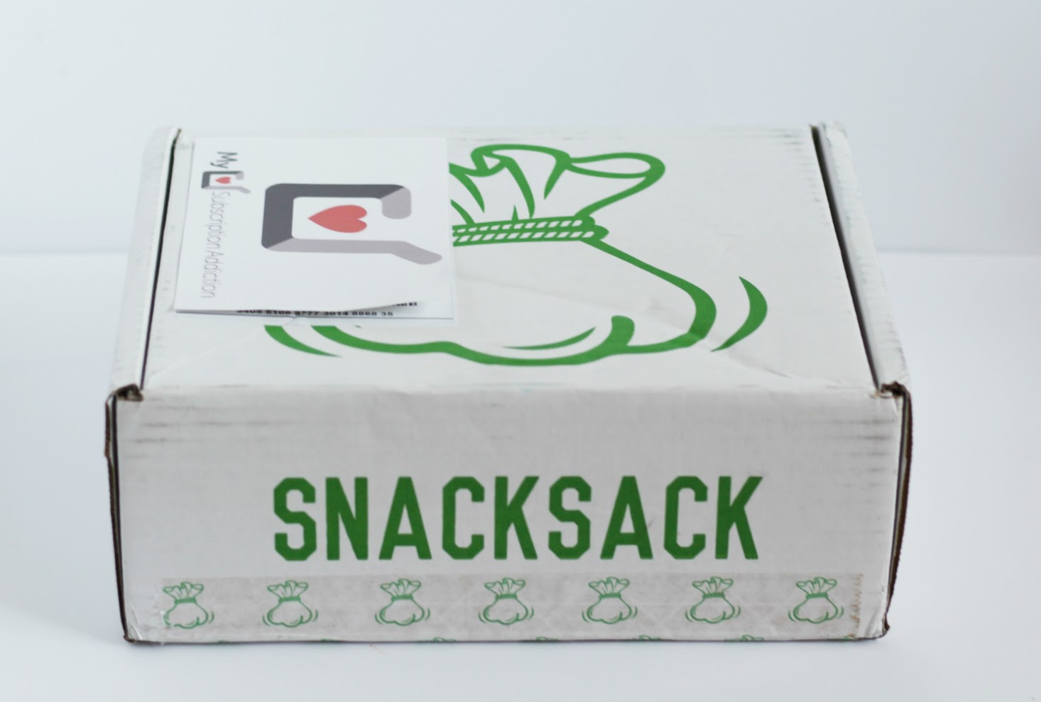 SnackSack Subscription Box Review + Coupon – August 2017