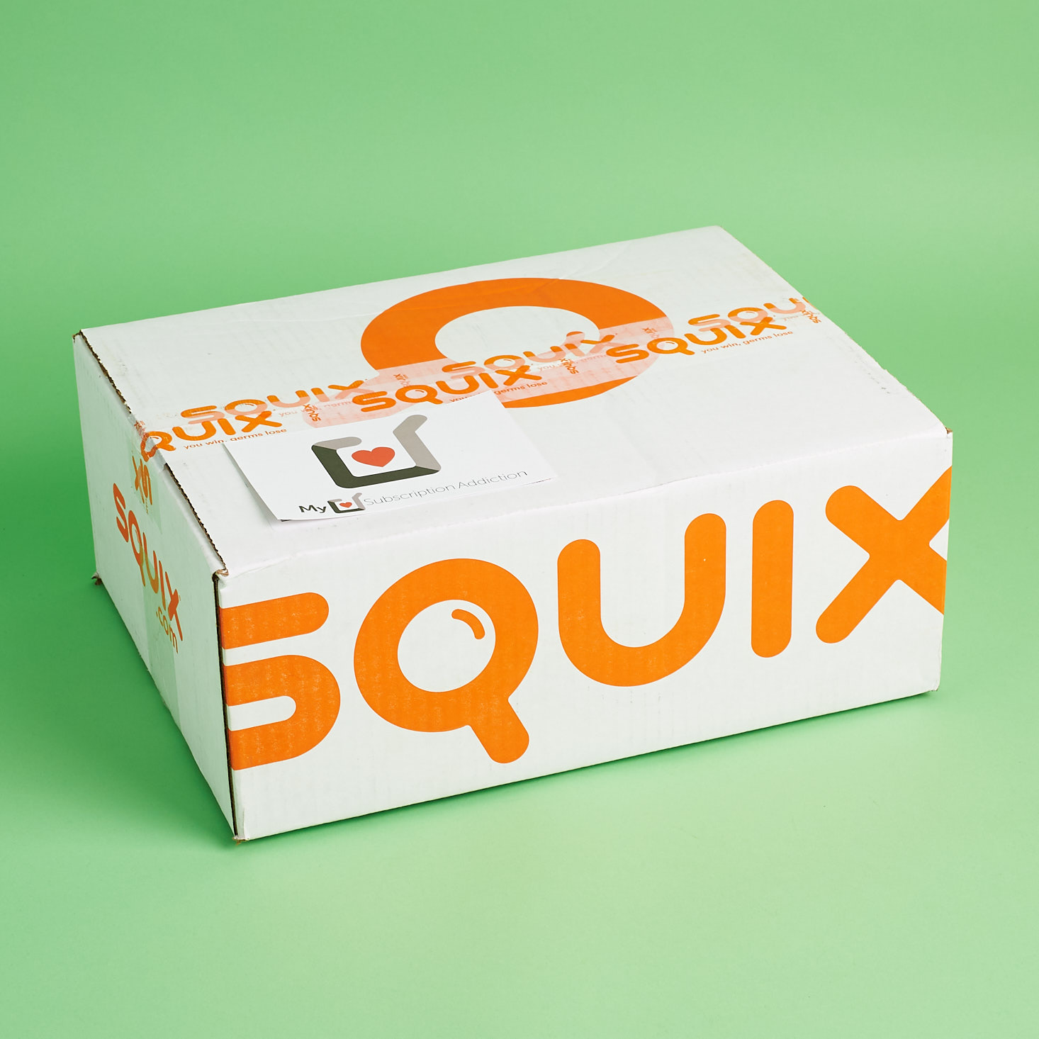 Squix Subscription Introductory QBox Review + 2 FREE Gifts – September 2017