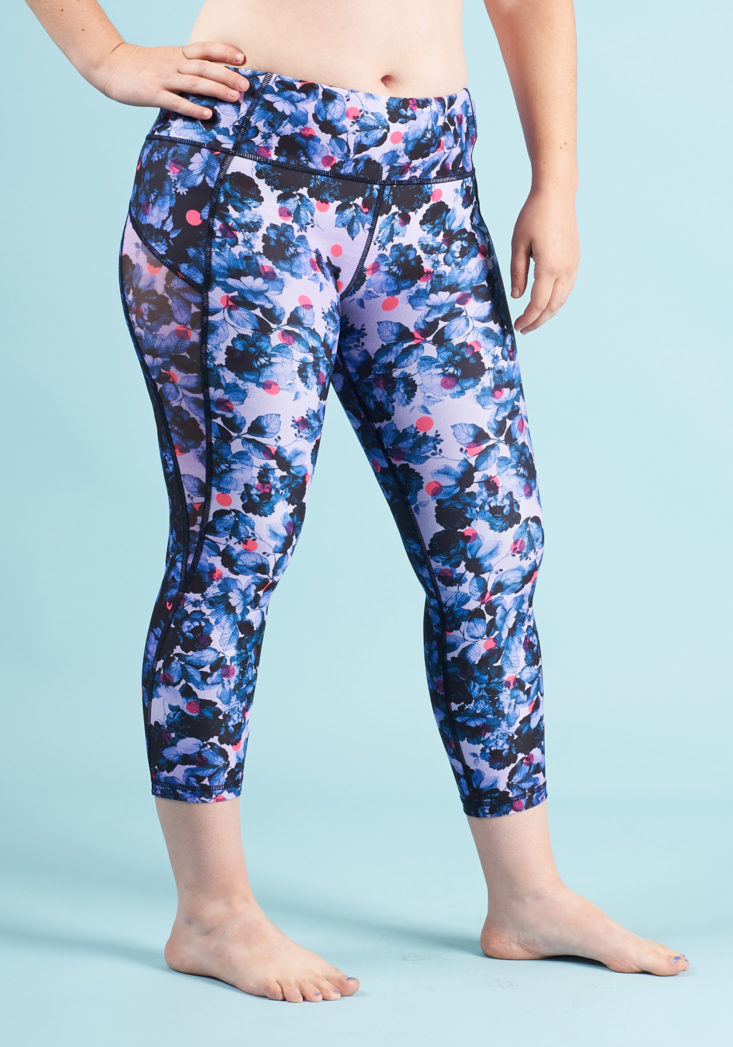 See the cute workout and yoga clothes inside my latest Wantable Fitness subscription box!