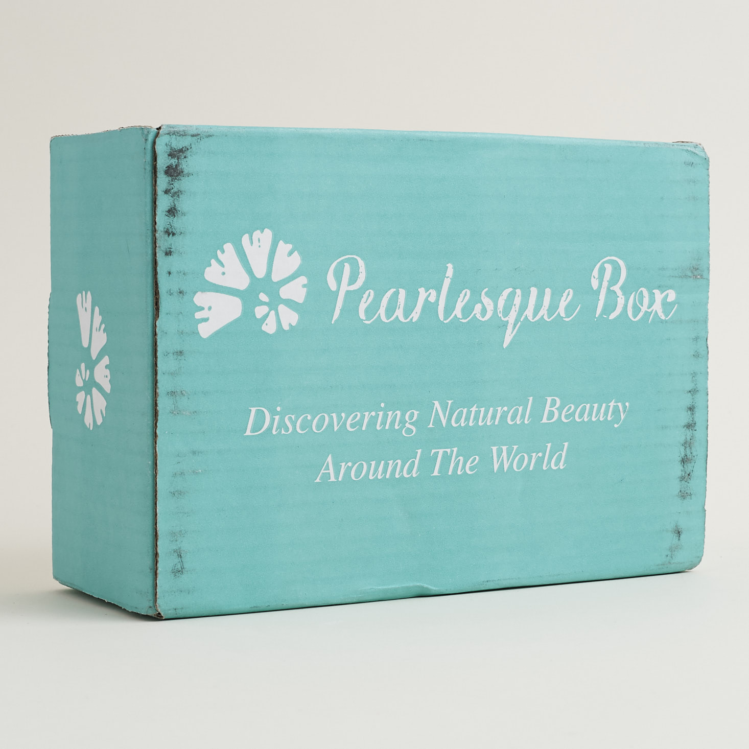 Pearlesque Box Subscription Review + Coupon – October 2017