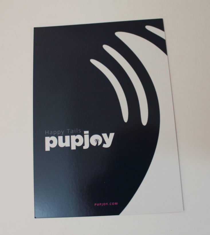 See the dog toys and treats inside this month's Pupjoy subscription box!