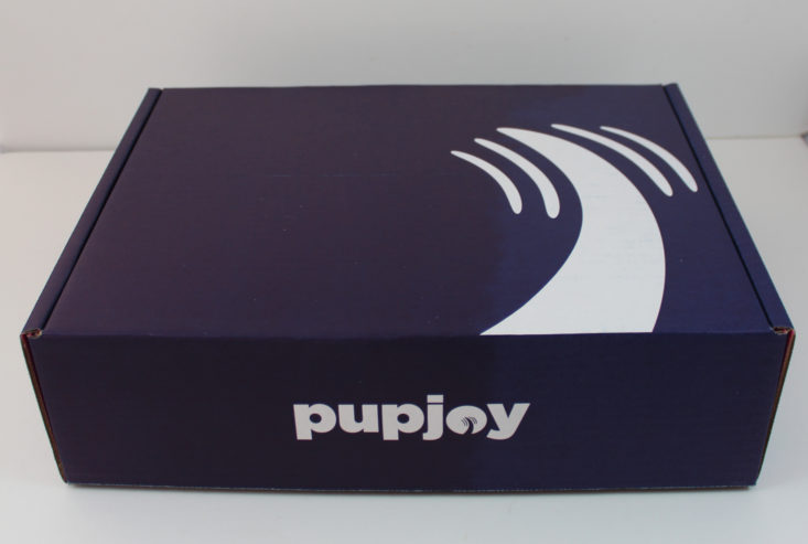 See the dog toys and treats inside this month's Pupjoy subscription box!