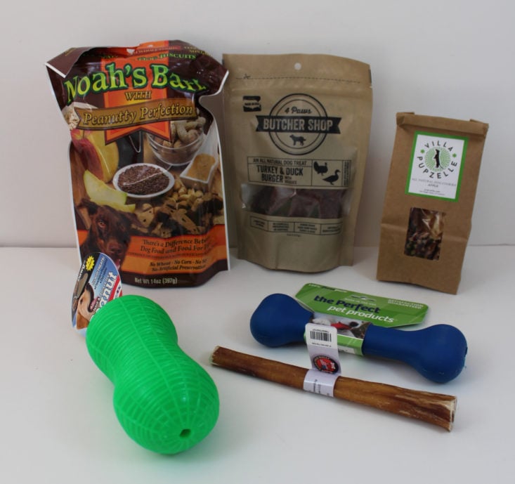 See the dog toys and treats inside this month's Pupjoy subscription box!