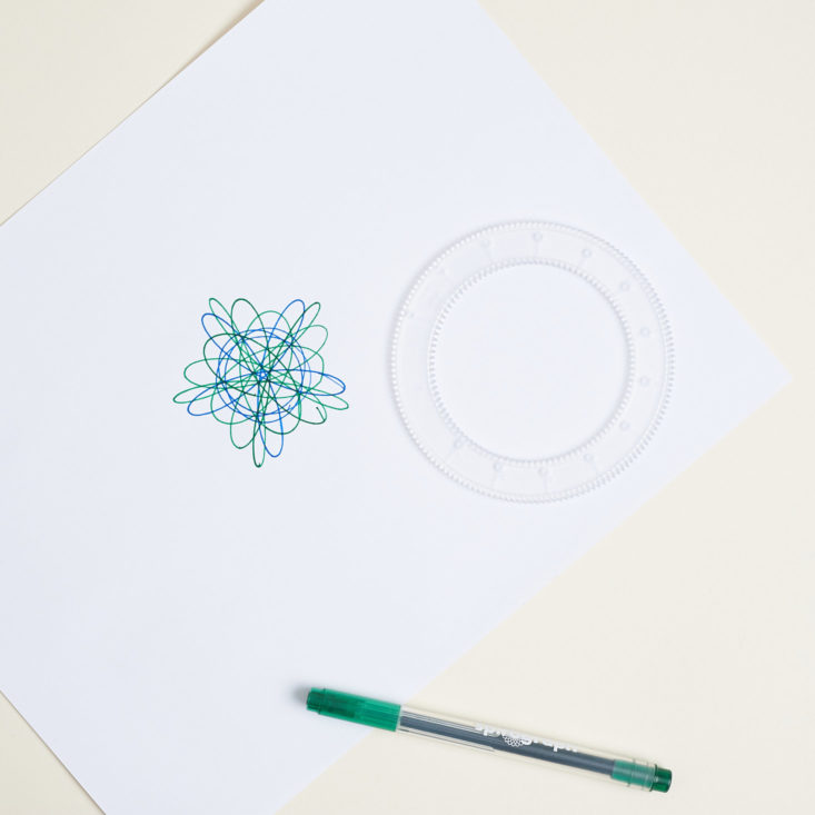 Target Arts and Crafts October 2017 - Spirograph in action