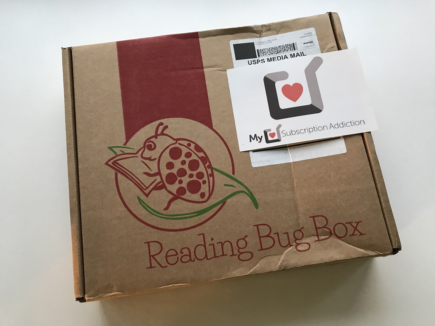 Reading Bug Subscription Box Review + Coupon – October 2017