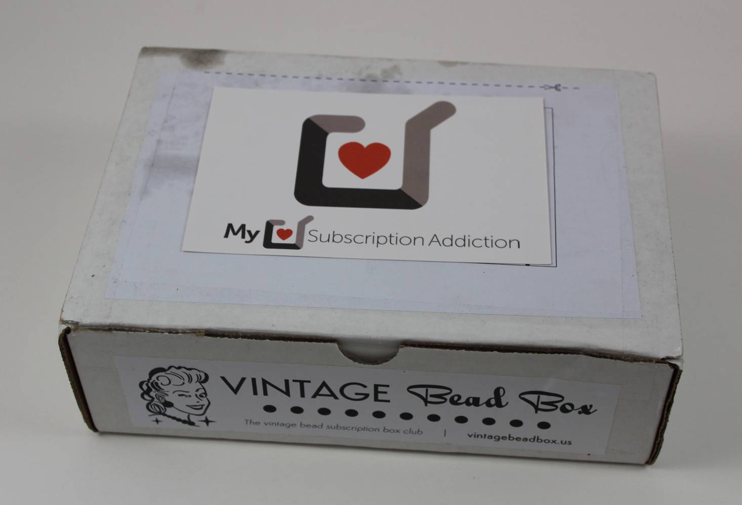 Vintage Bead Box Subscription Review + Coupon – November 2017