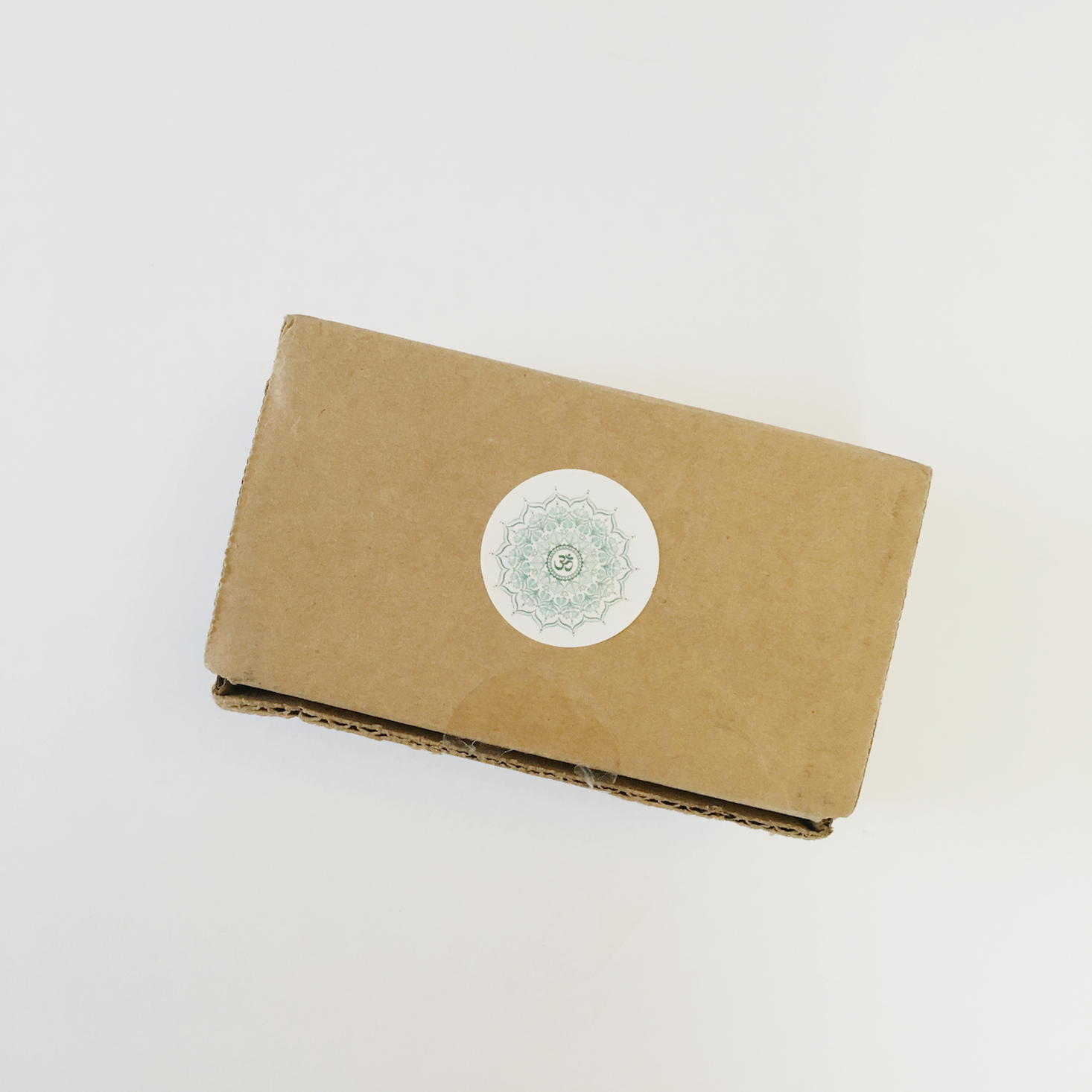 BuddhiBox Essential Oil Box Review + Coupon – December 2017