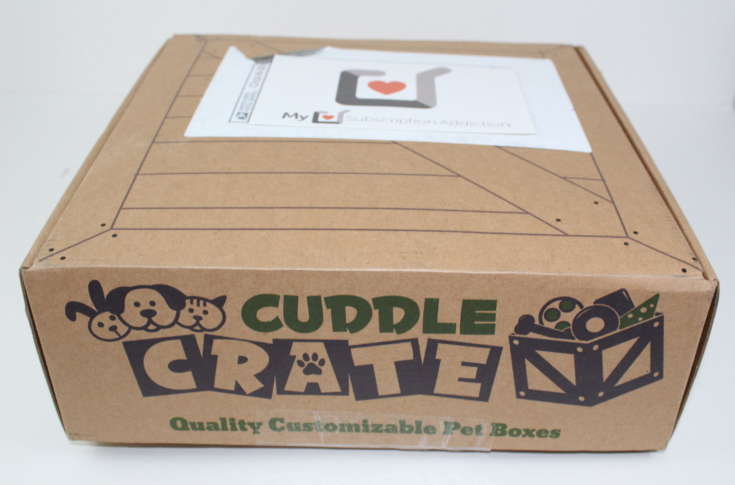 Cuddle Crate Cat Box Review + Coupon – December 2017