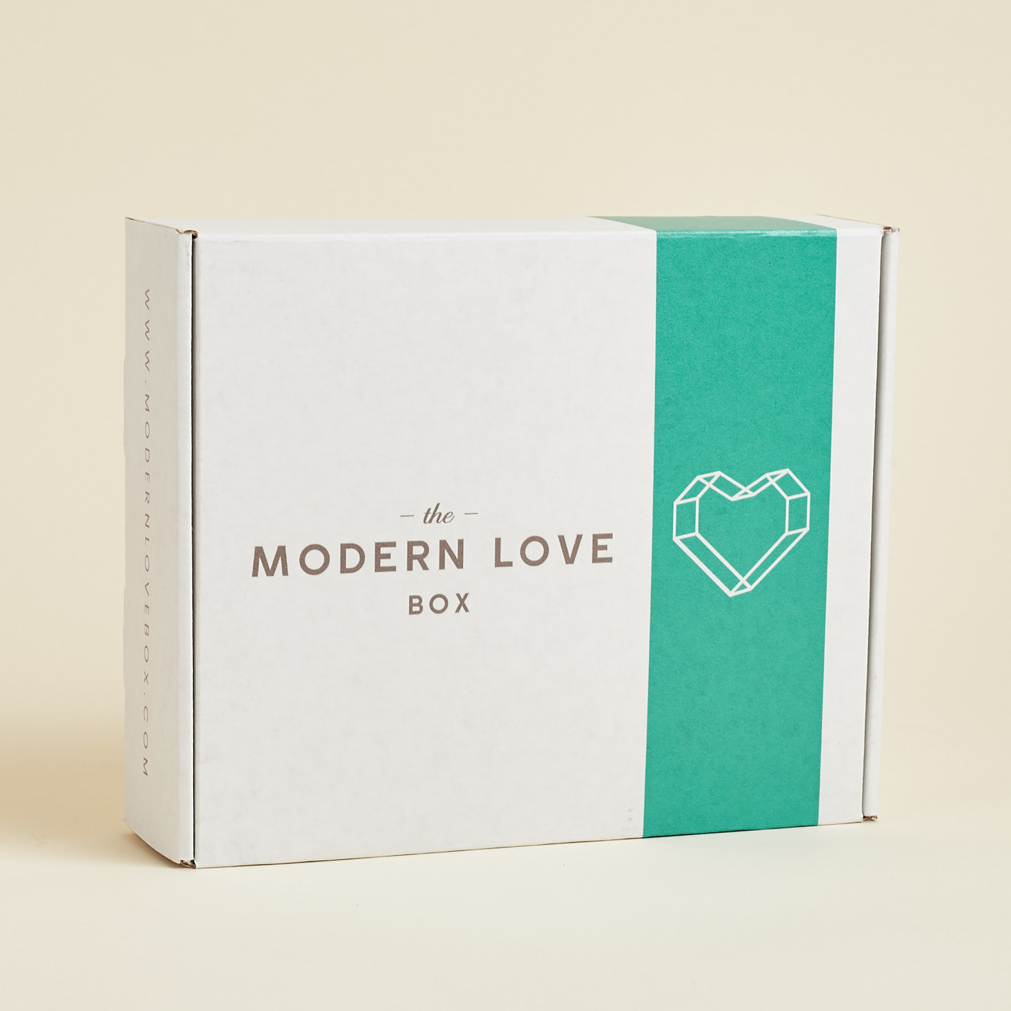 The Modern Love Box “Good Fortune” Review + Coupon – Winter 2017