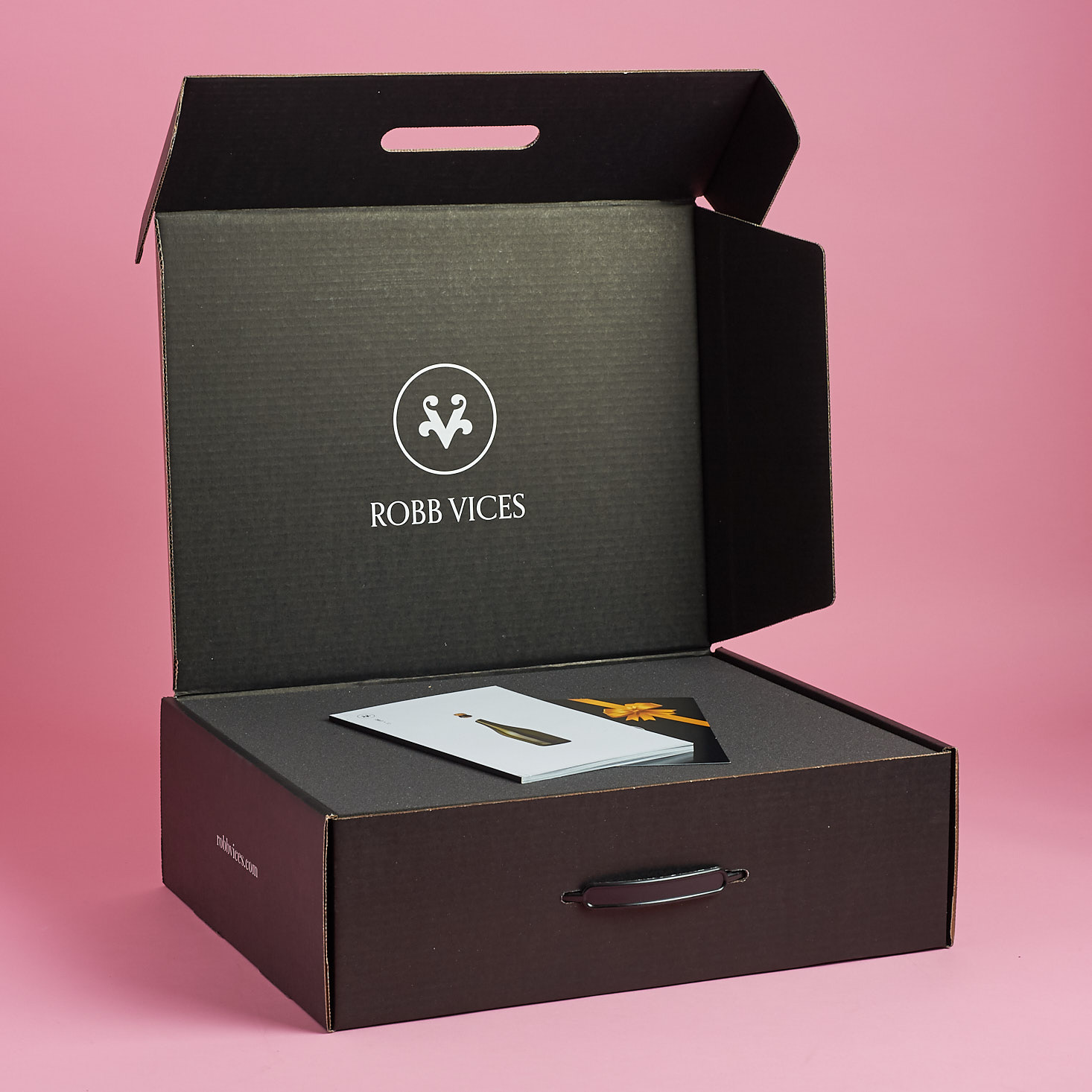 Robb Vices Subscription Box Review + Coupon – December 2017