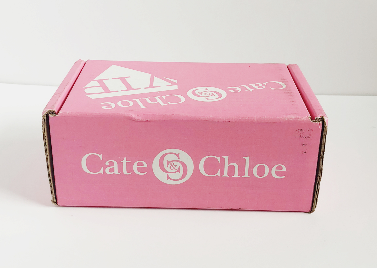 Cate & Chloe Subscription Box Review + Coupon – February 2018