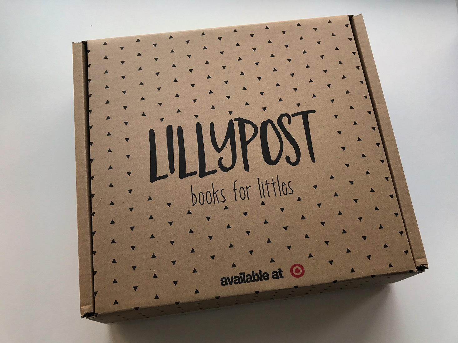 Lillypost Picture Book Box Review + Coupon – December 2017