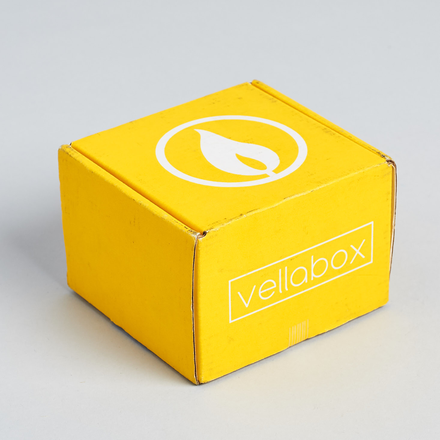 Vellabox Candle Subscription Review + Coupon – January 2018