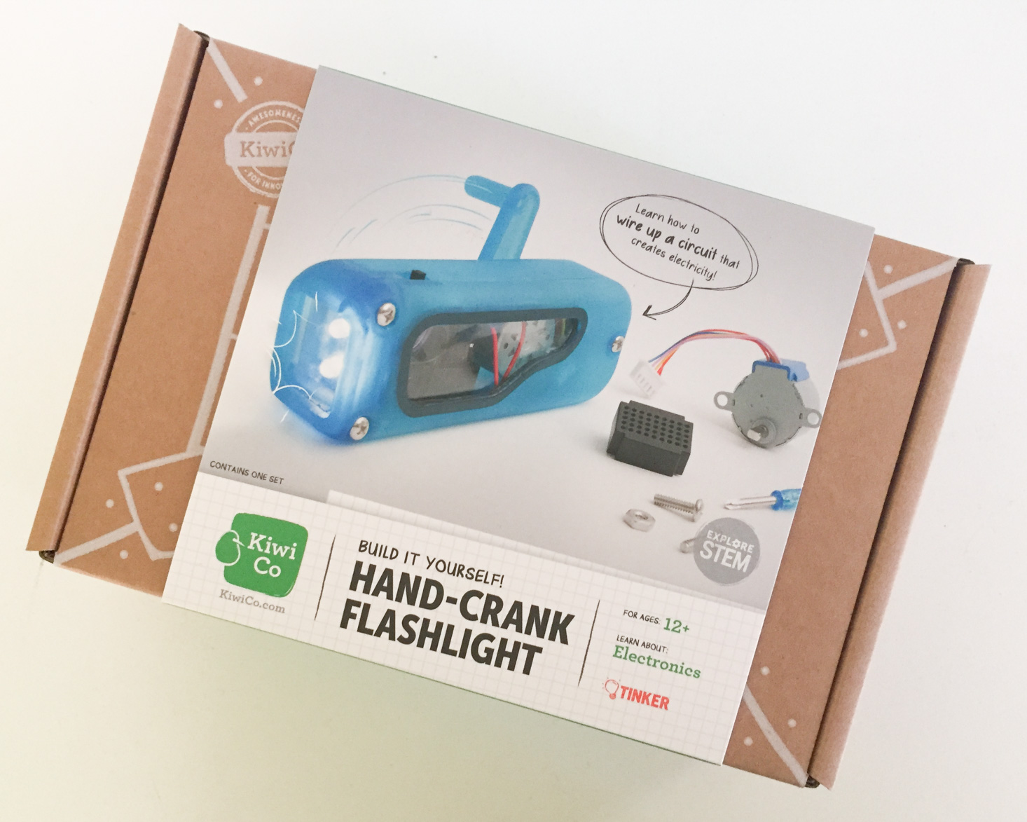 KiwiCo. Hand-Crank Flashlight Review + Coupon – January 2018