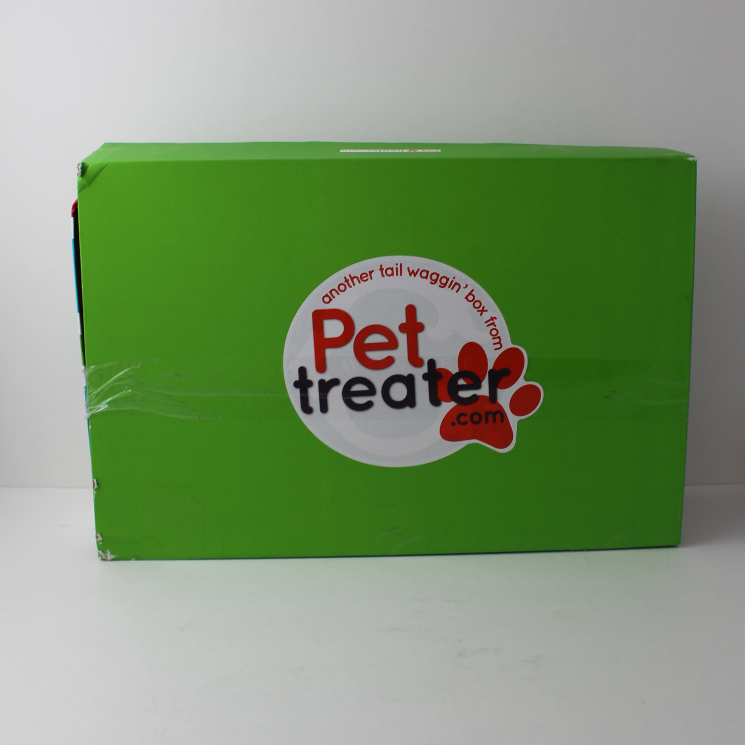 Pet Treater Dog Subscription Box Review + Coupon – January 2018