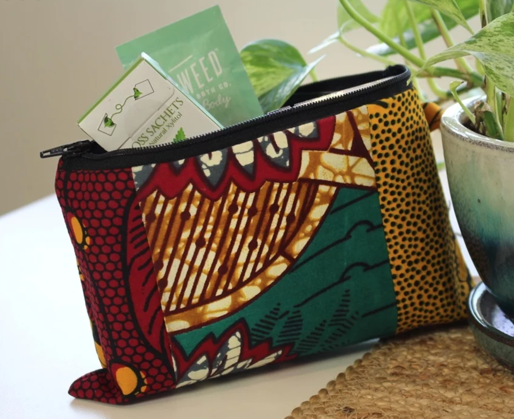 LuckyVitamin Beauty Bag – Winter 2018 Collection Available Now!