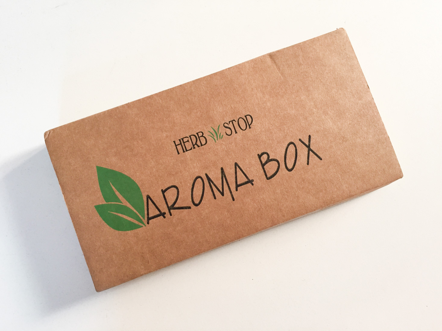 AromaBox Essential Oil Box Review + Coupon – January 2018