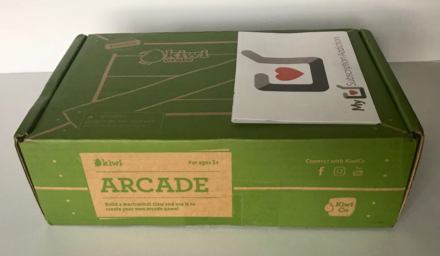 Kiwi Crate Subscription Box Review + Coupon – February 2018