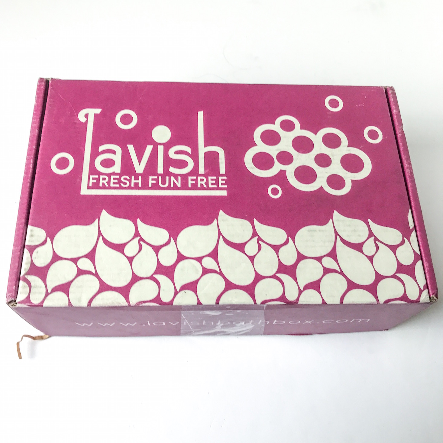 Lavish Bath Box Subscription Review + Coupon – April 2018