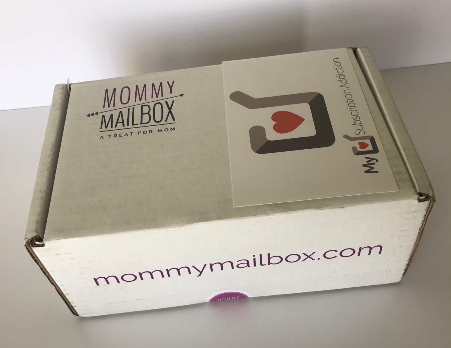 Mommy Mailbox Subscription Box Review + Coupon – April 2018