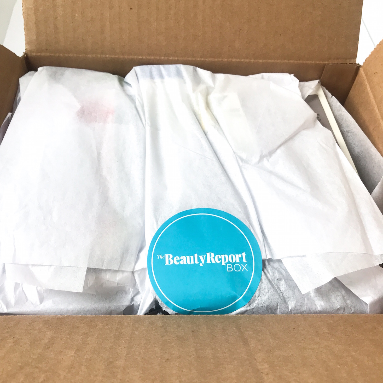 Limited Edition Beauty Report Box by New Beauty Review – Spring 2018